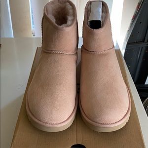Uggs classic mini ll